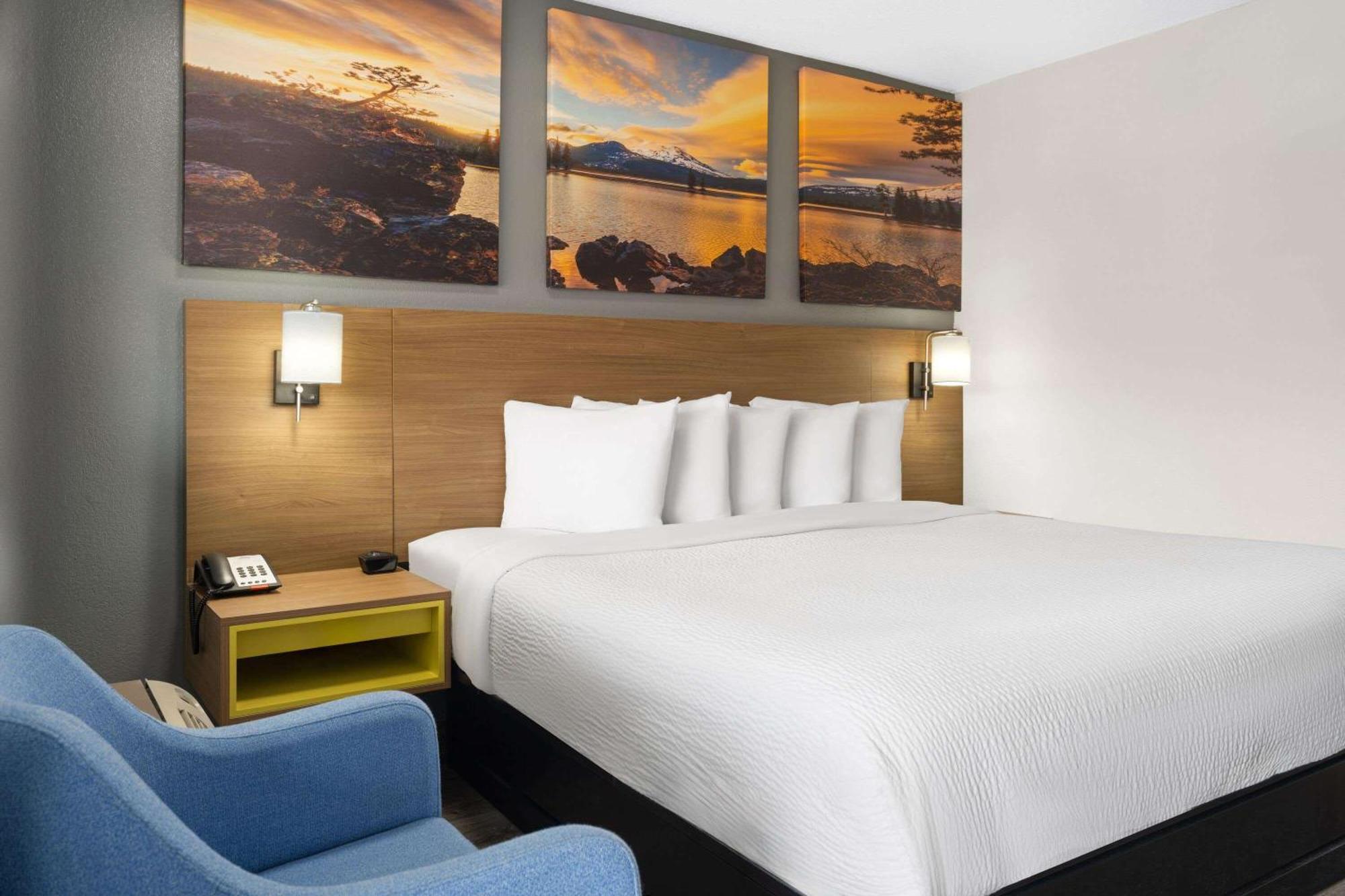 Days Inn By Wyndham Columbus Worthington Esterno foto