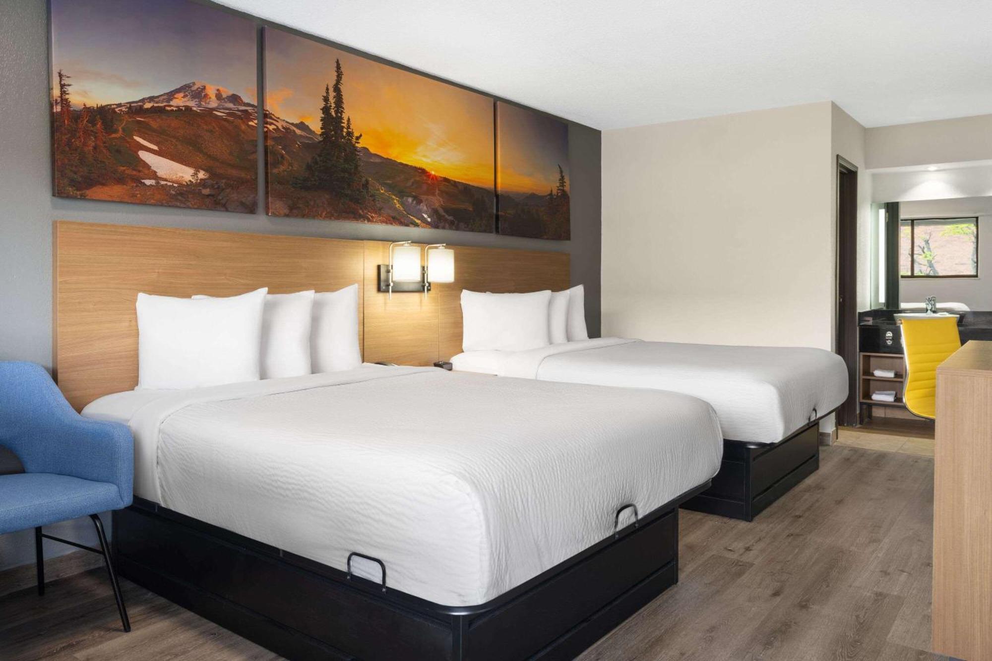Days Inn By Wyndham Columbus Worthington Esterno foto