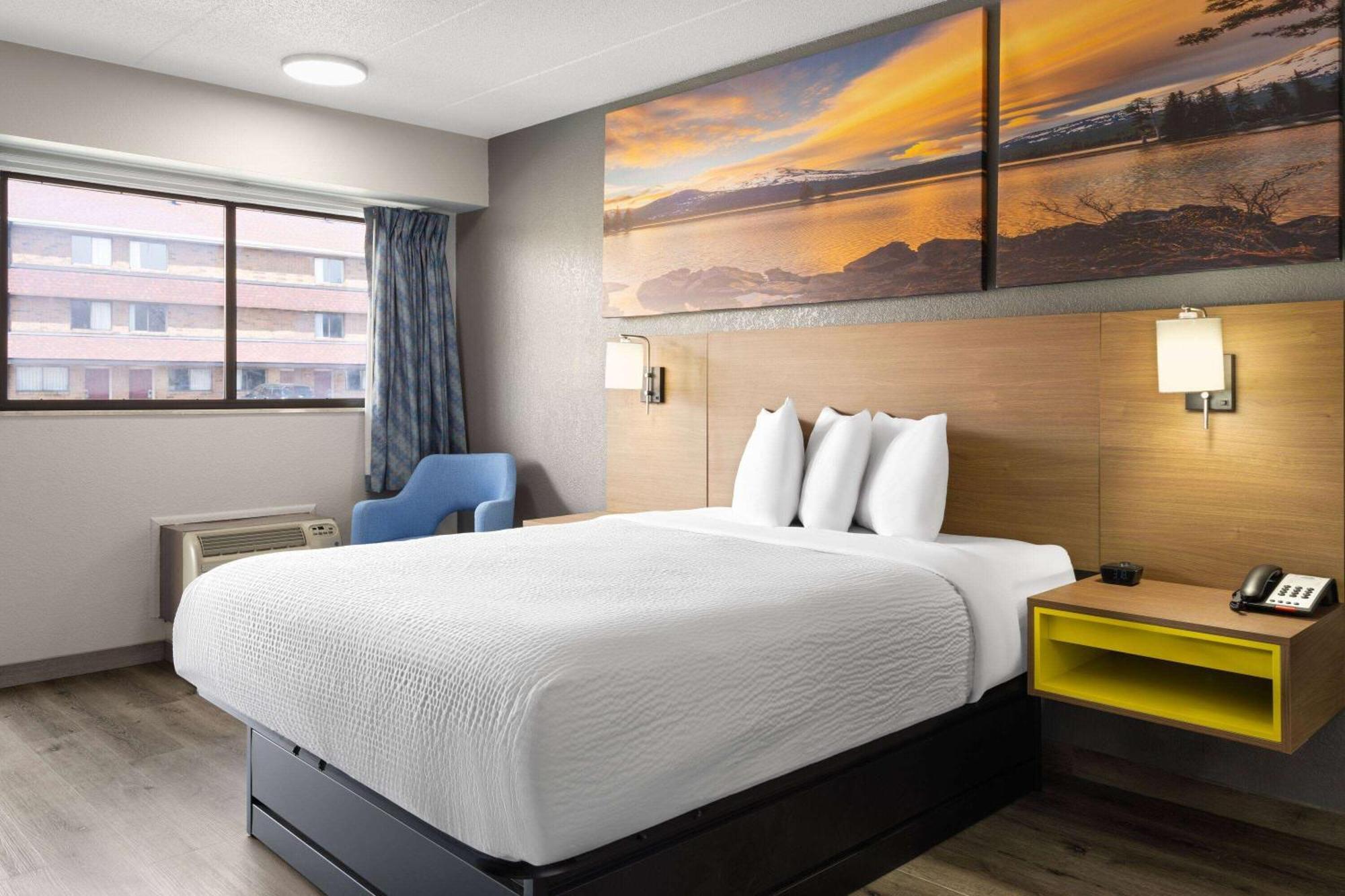Days Inn By Wyndham Columbus Worthington Esterno foto