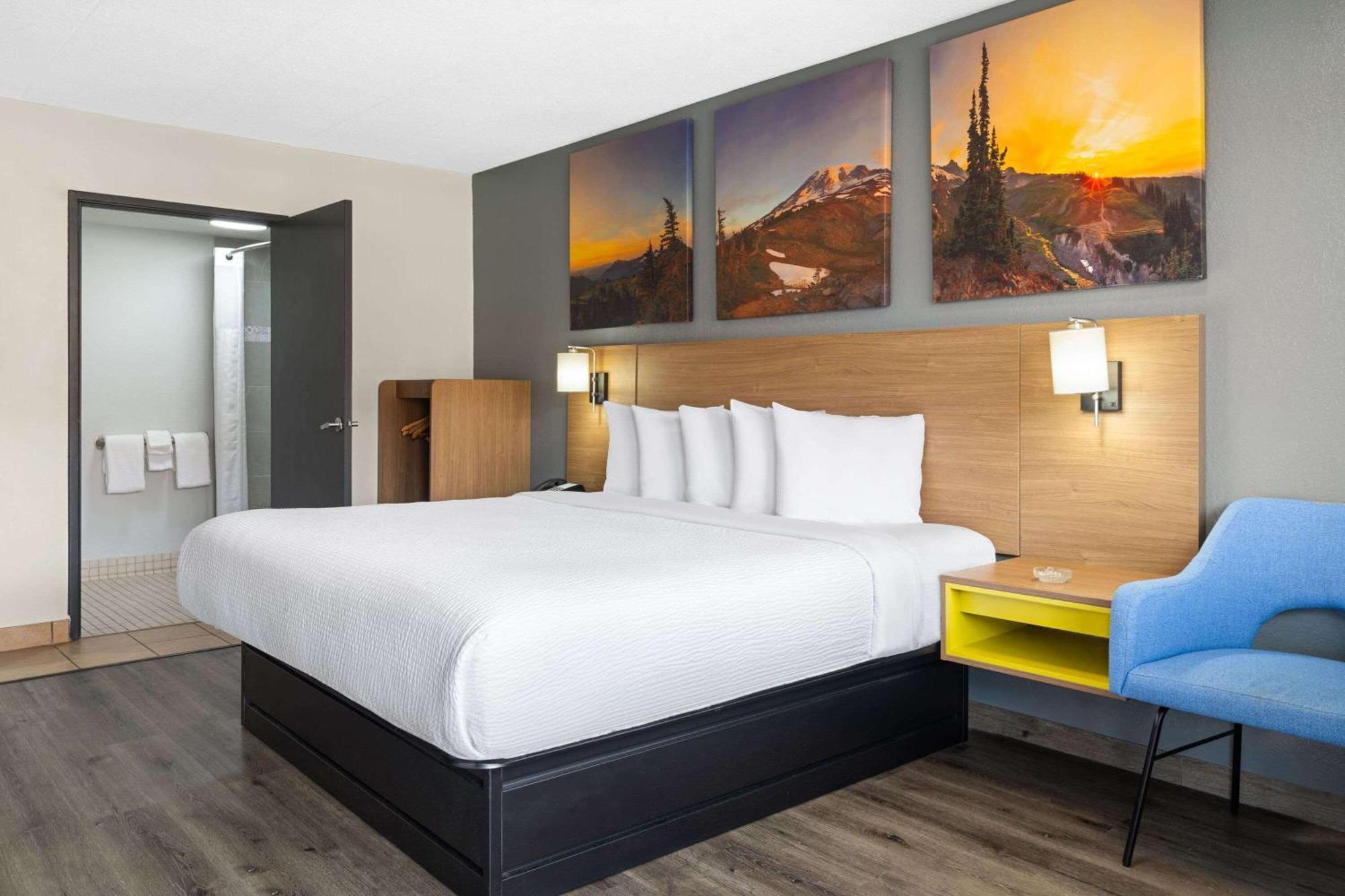 Days Inn By Wyndham Columbus Worthington Esterno foto